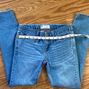 Free People Skinny Ankle Jeans | Size 24
